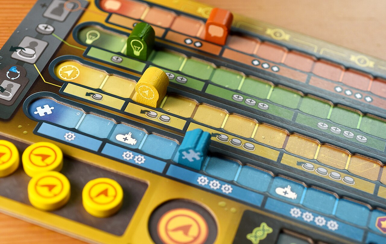 Endeavor: Deep Sea — gameplay photo 4 of 4. Photo of box. Gameplay photo 1 of 4. Gameplay photo 2 of 4. Gameplay photo 3 of 4. Gameplay photo 4 of 4.